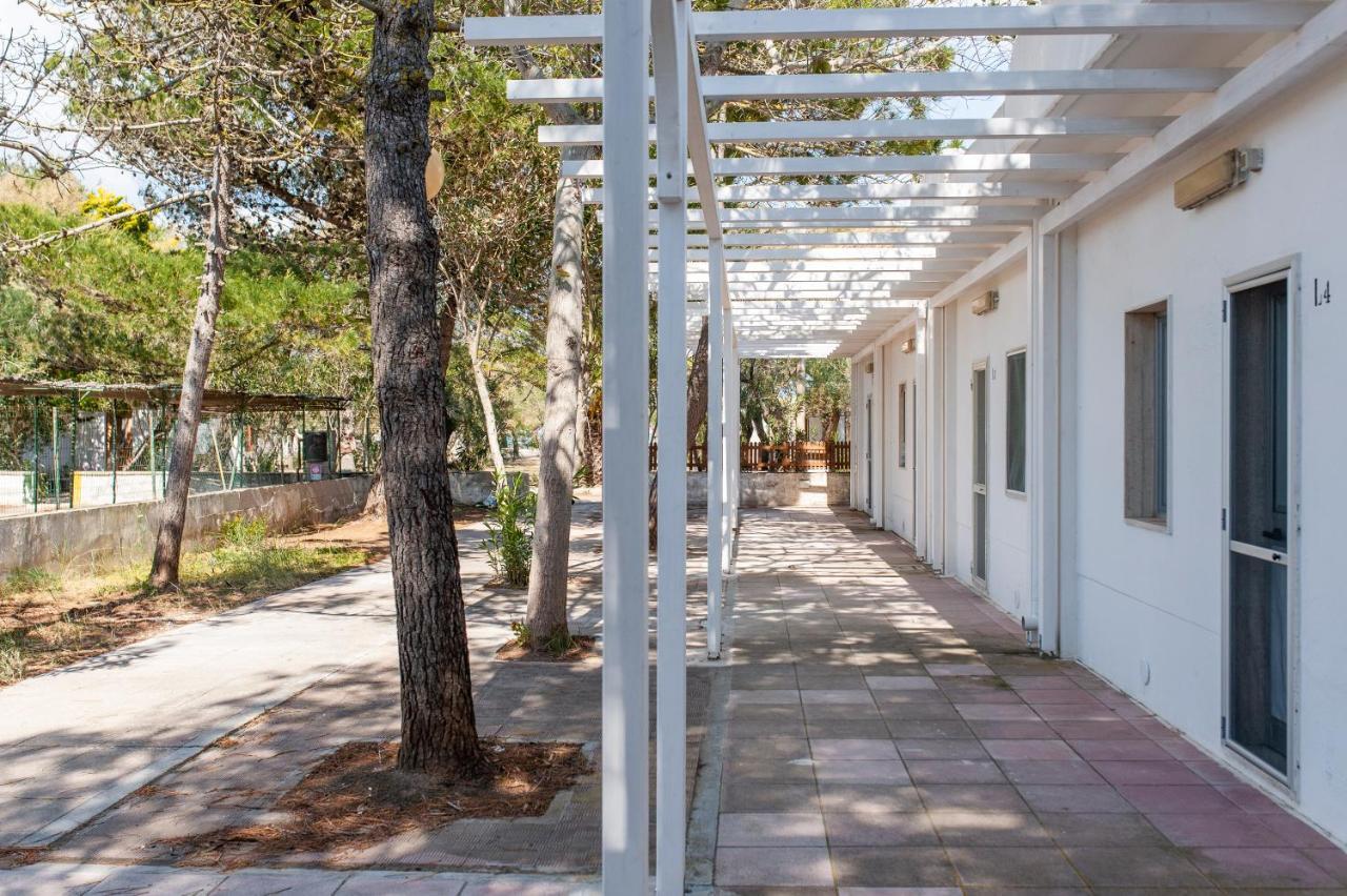 Centro Vacanze Lido Smeraldo Frigole Kültér fotó