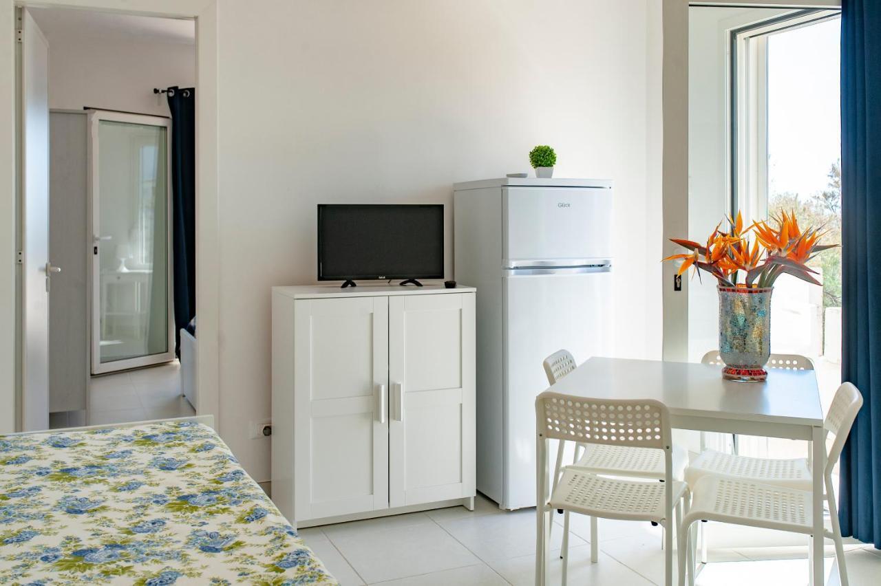 Centro Vacanze Lido Smeraldo Frigole Kültér fotó